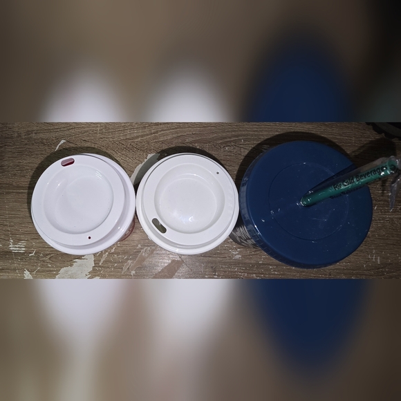 LOT of 3 Starbucks Cups Reusable Limited Edition Christmas Plastic Tumblers - Picture 3 of 4